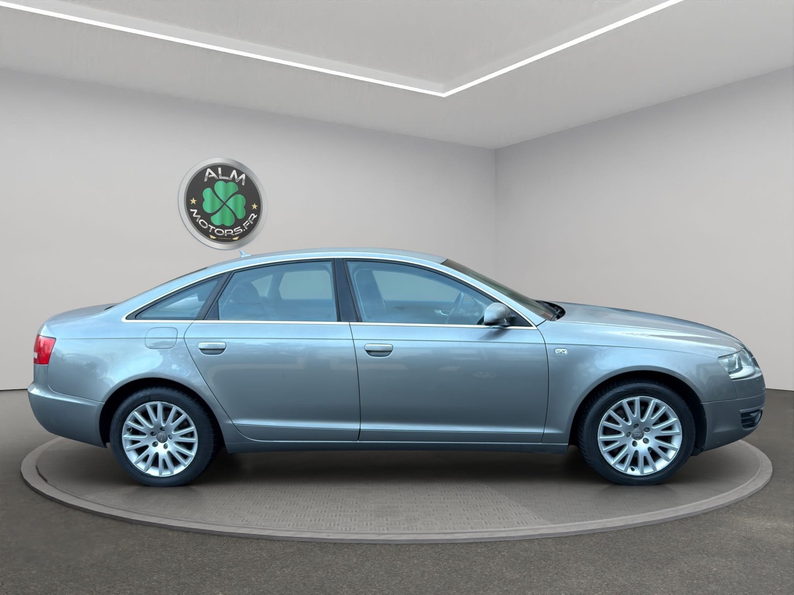 AUDI…</div></div>                </div>

                <template v-if=