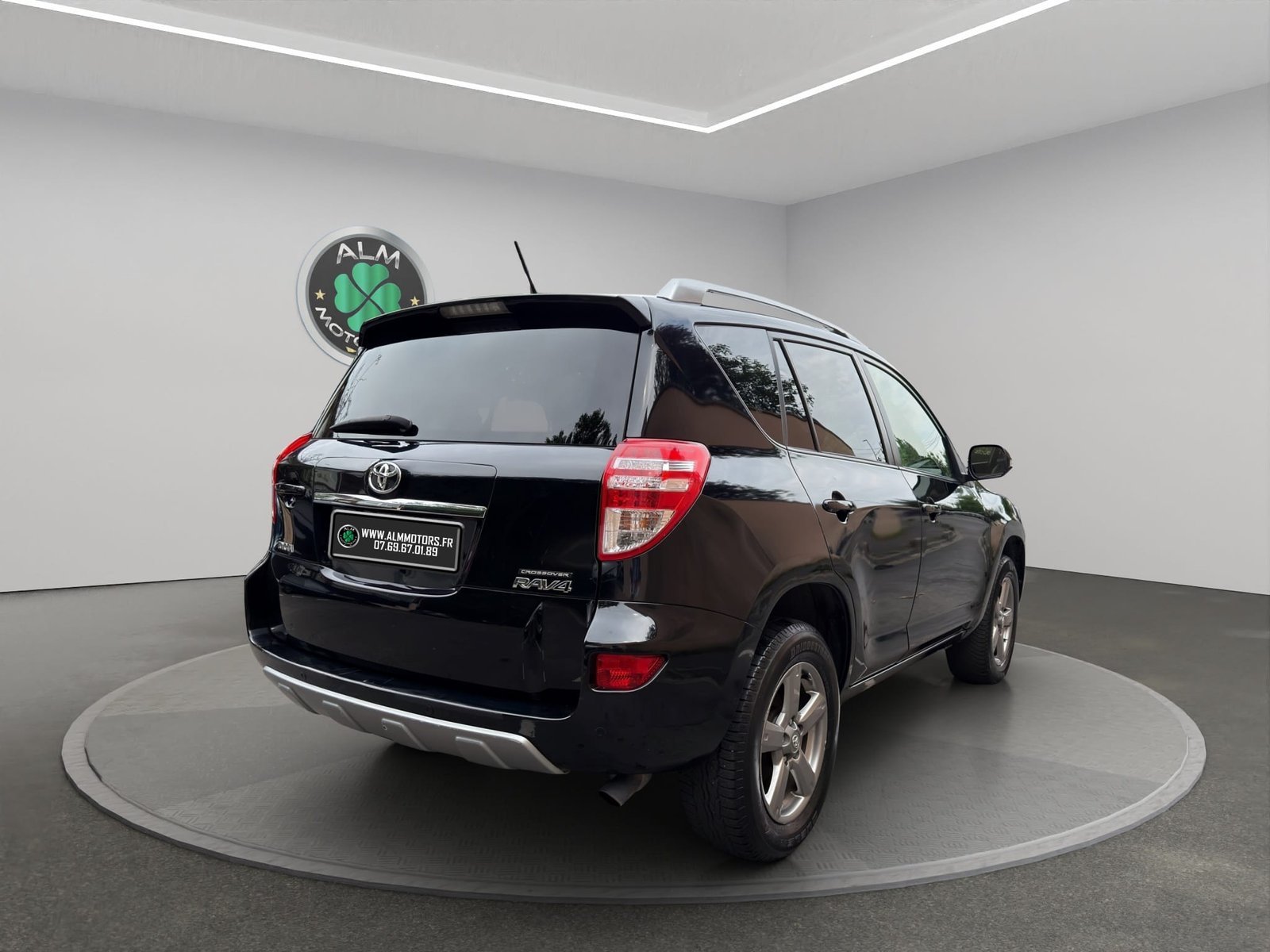 TOYOTA RAV 4 III (3) 150 D-4D CROSSOVER BVA AWD (blanc)