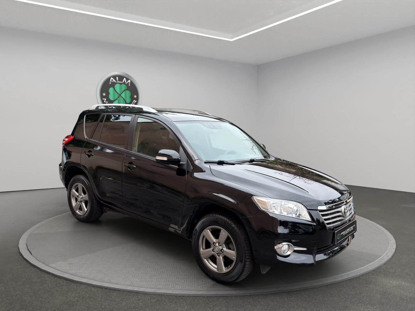 TOYOTA RAV 4 III (3) 150 D-4D CROSSOVER BVA AWD (blanc)