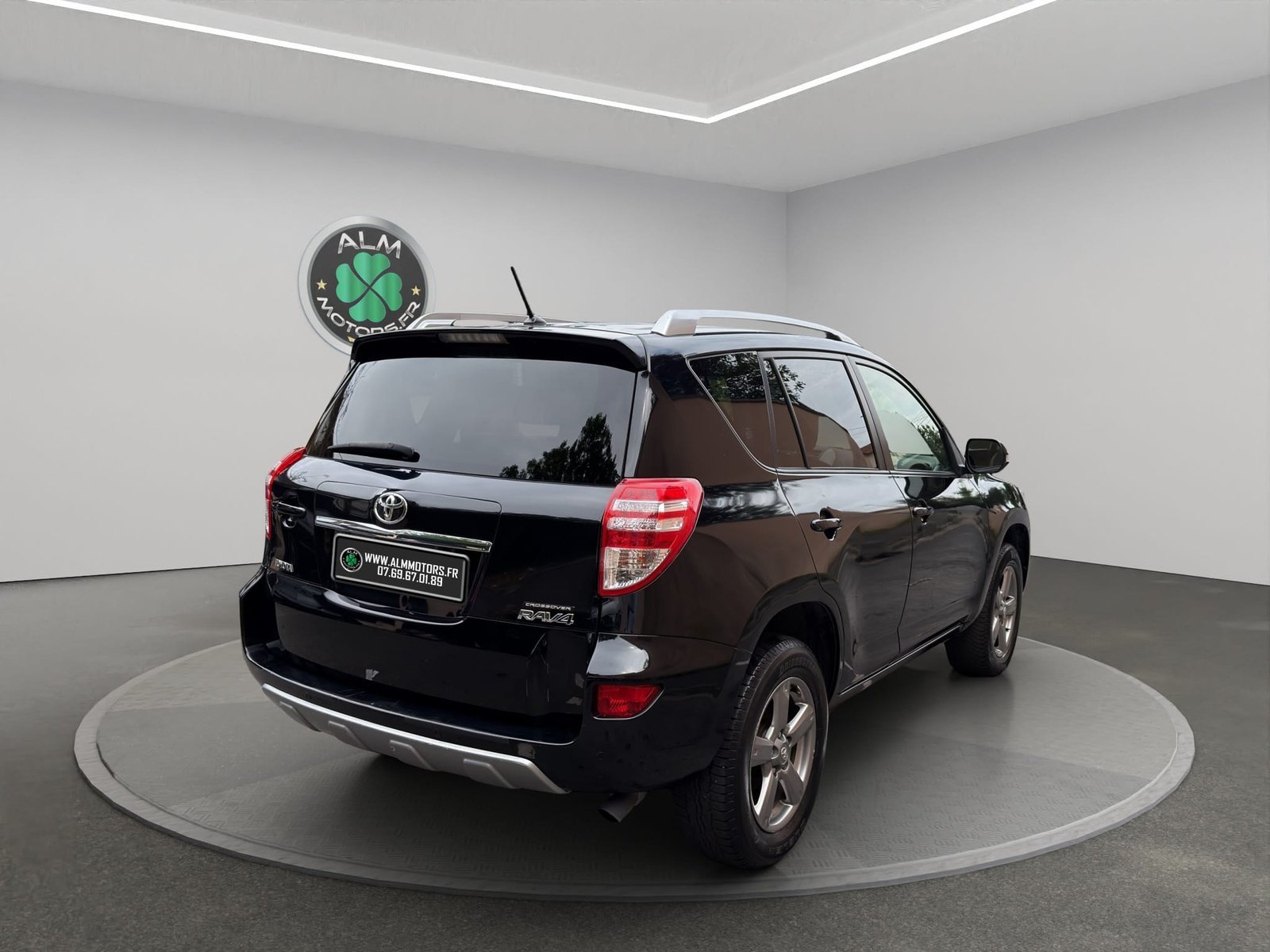 TOYOTA RAV 4 III (3) 150 D-4D CROSSOVER BVA AWD (blanc)
