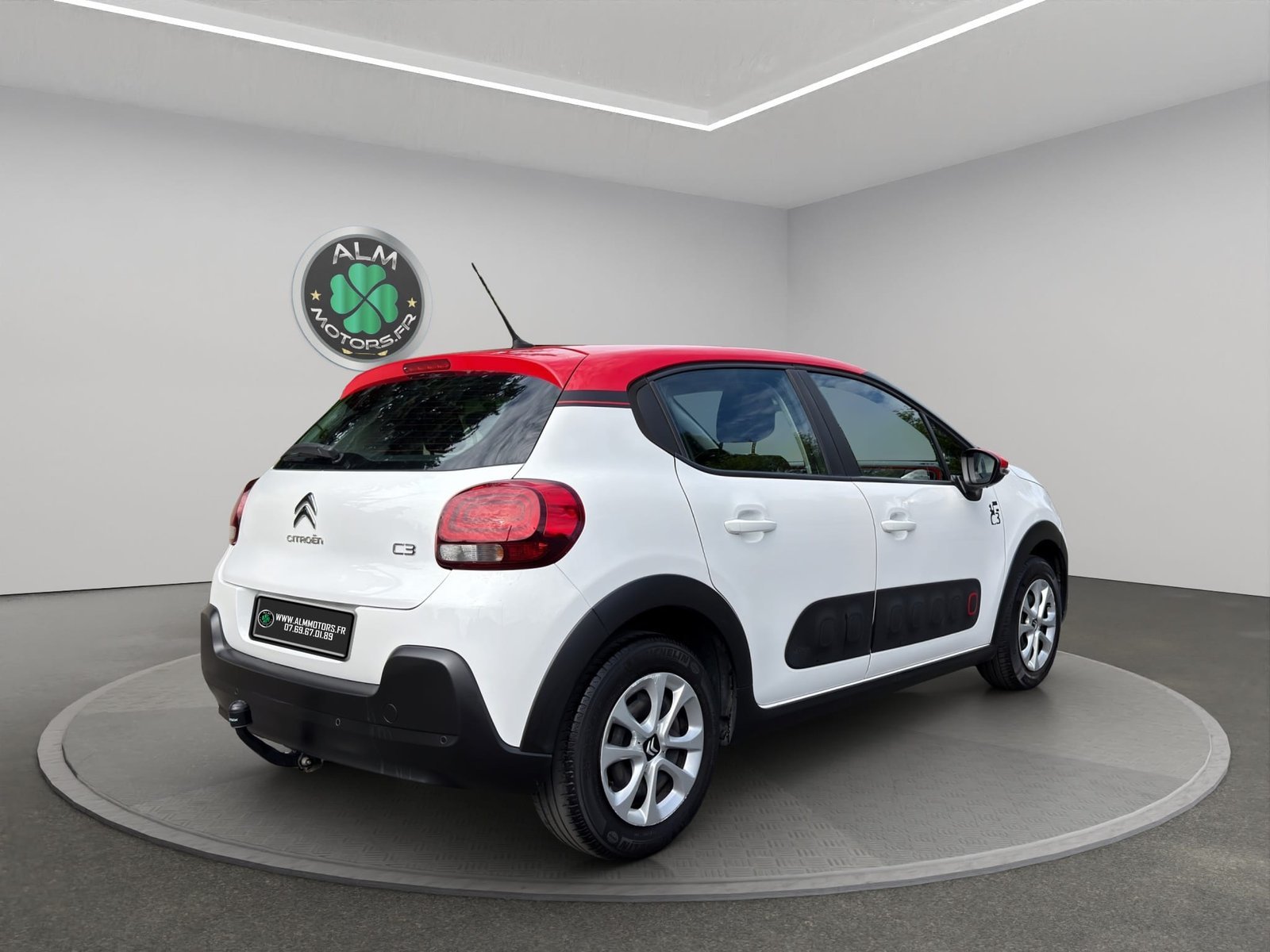 CITROEN C3 III 1.2 PURETECH 82 S&S GRAPHIC