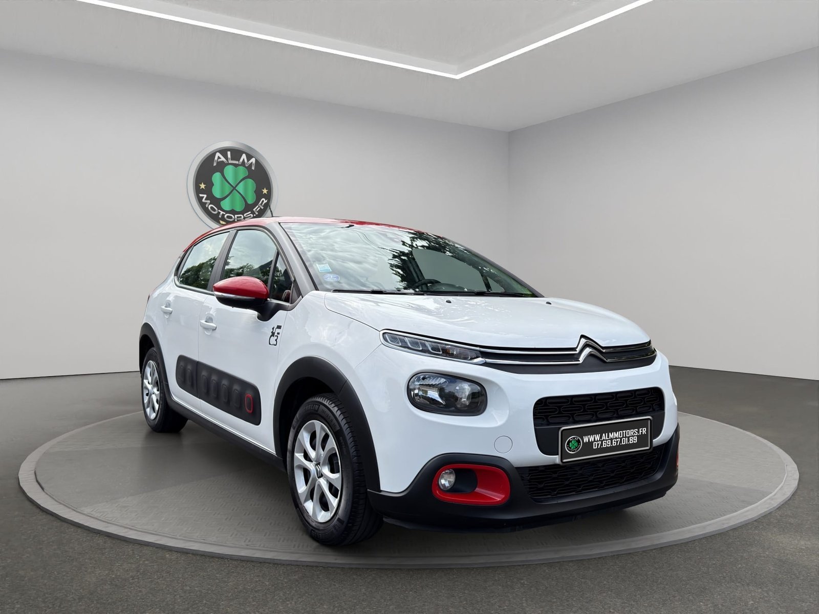 CITROEN C3 III 1.2 PURETECH 82 S&S GRAPHIC