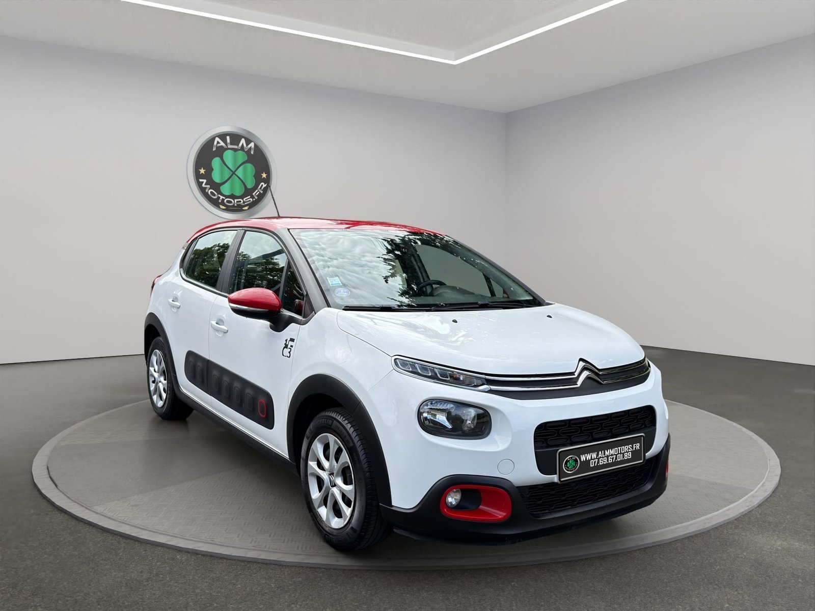 CITROEN C3 III 1.2 PURETECH 82 S&S GRAPHIC