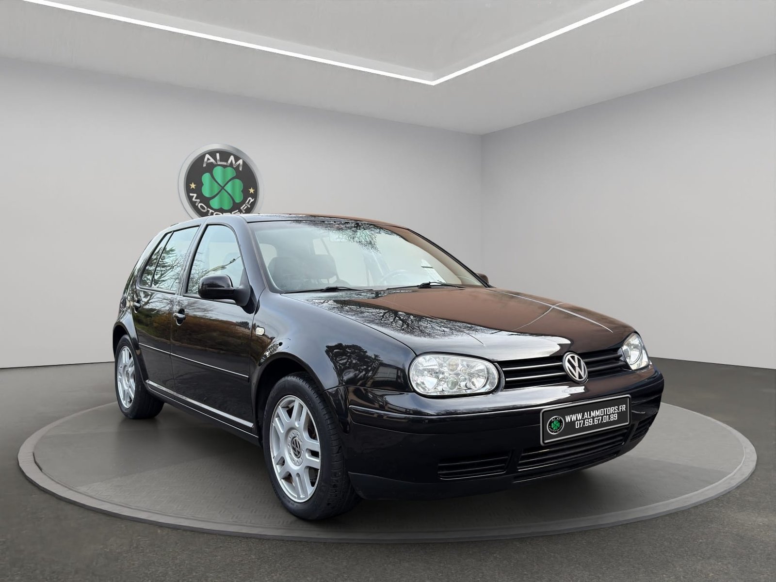 VOLKSWAGEN GOLF IV 1.6 105 CH CONFORT 5P