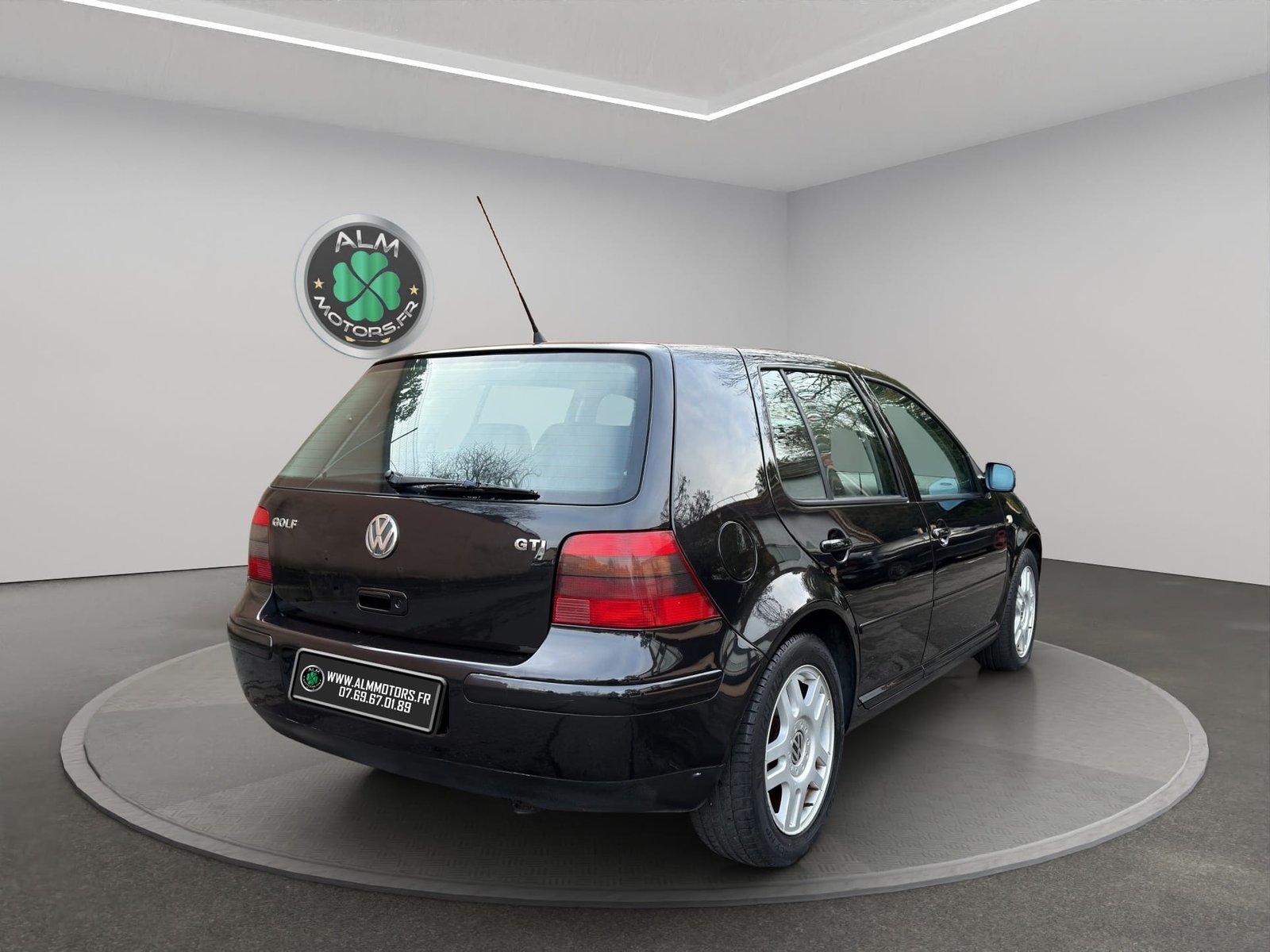 VOLKSWAGEN GOLF IV 1.6 105 CH CONFORT 5P