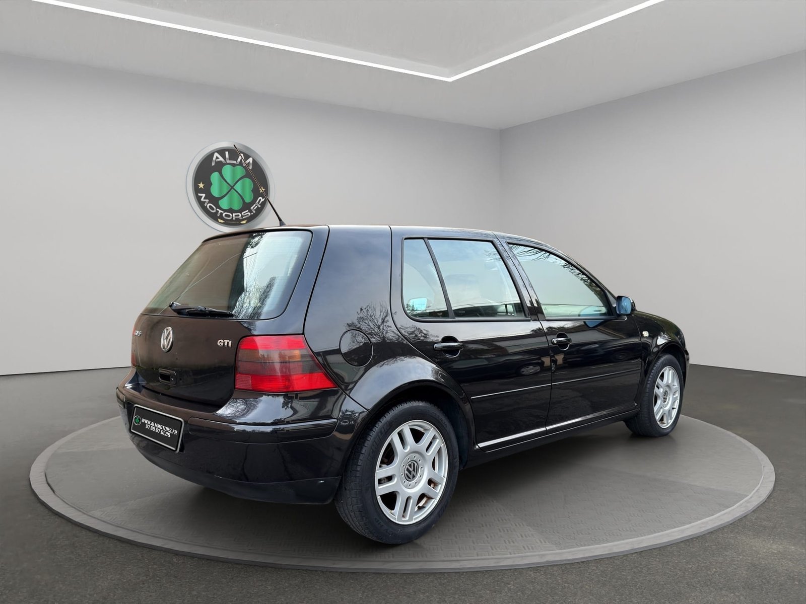 VOLKSWAGEN GOLF IV 1.6 105 CH CONFORT 5P