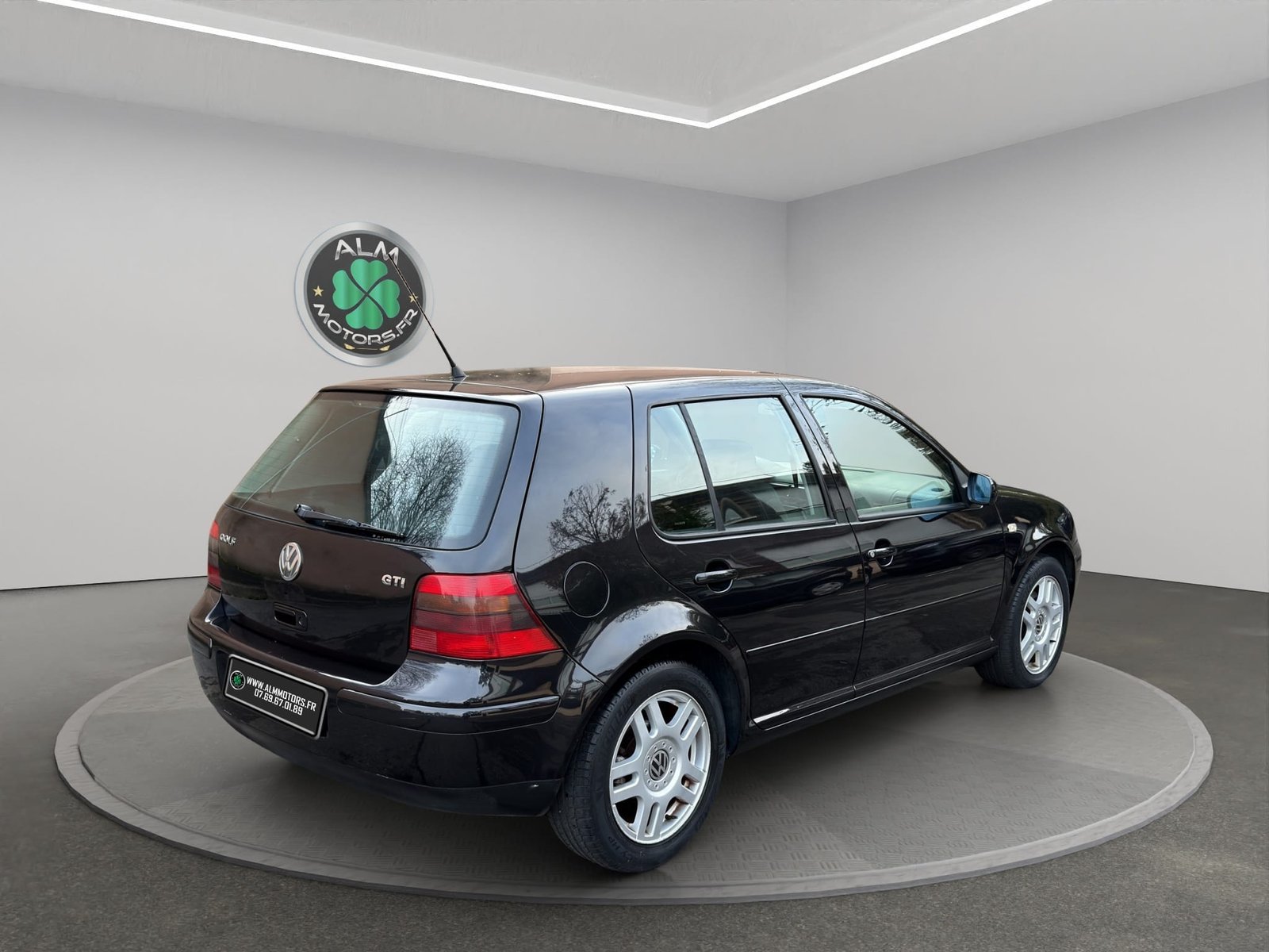VOLKSWAGEN GOLF IV 1.6 105 CH CONFORT 5P