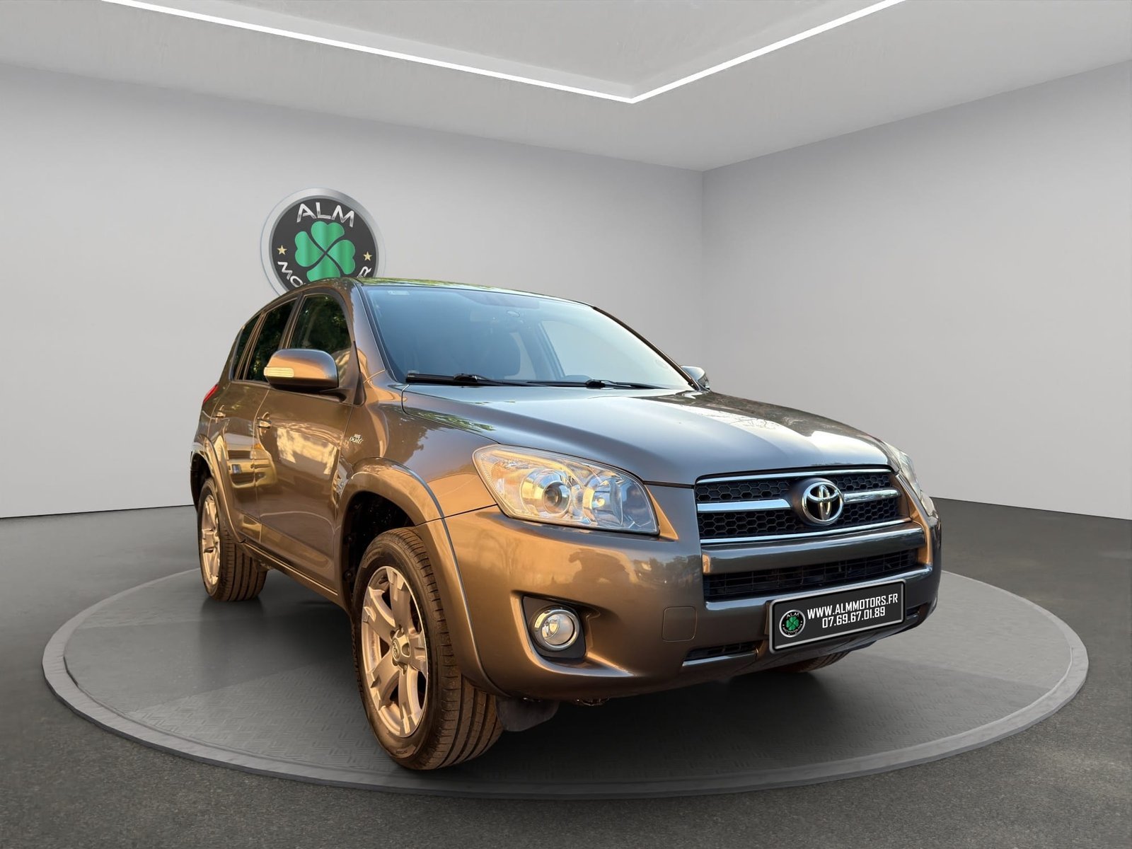 TOYOTA RAV 4 III 150 D-4D CROSSOVER LUXE BVA AWD