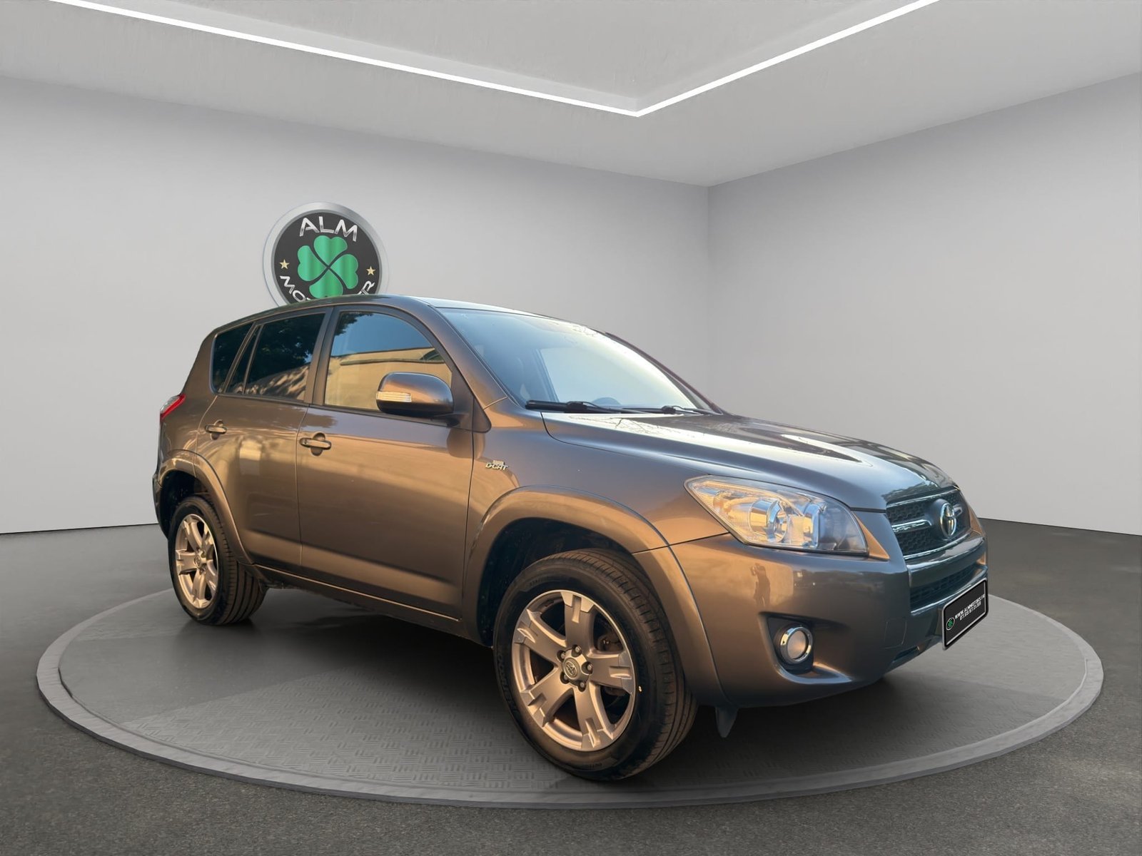 TOYOTA RAV 4 III 150 D-4D CROSSOVER LUXE BVA AWD