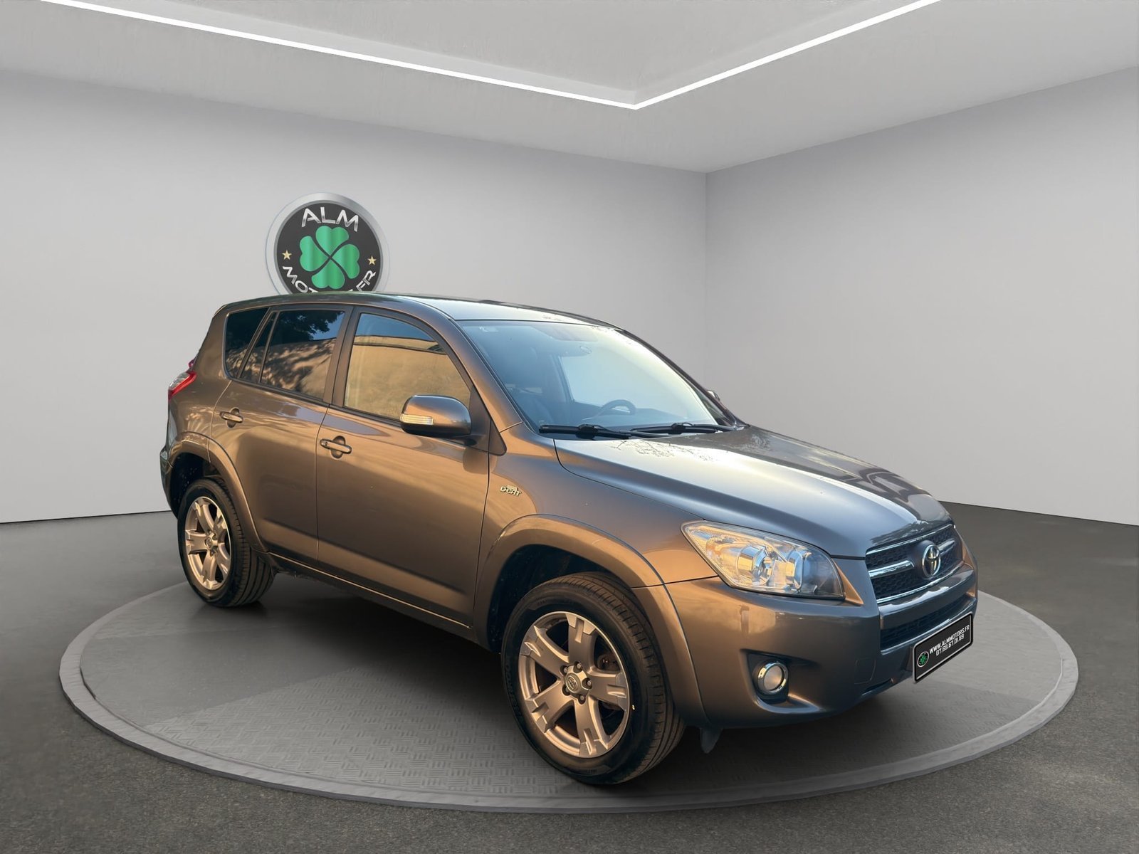 TOYOTA RAV 4 III 150 D-4D CROSSOVER LUXE BVA AWD
